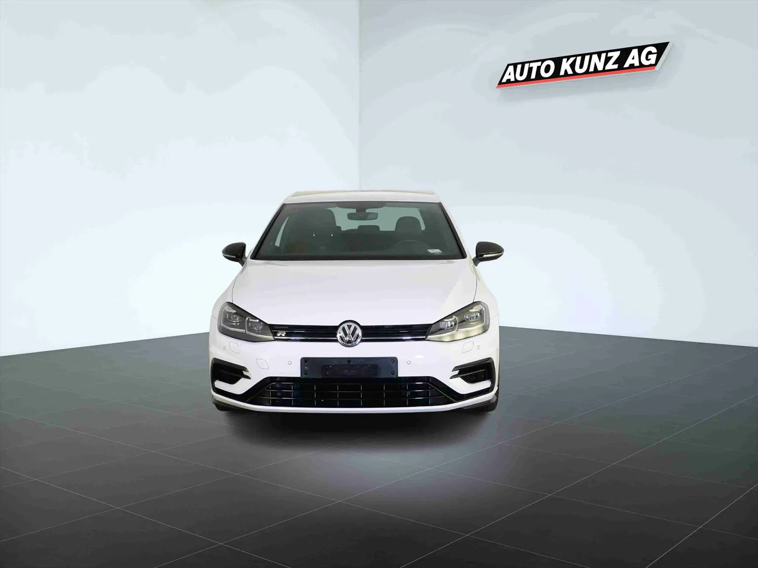 Volkswagen Golf R Coupé 2.0 TSI DSG 4Motion  Image 3