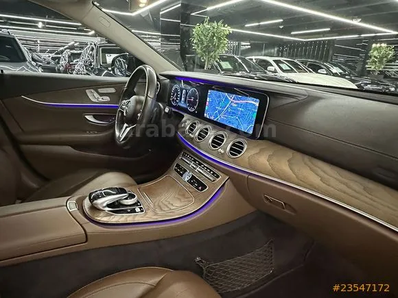 Mercedes-Benz E 200 d Exclusive Image 8