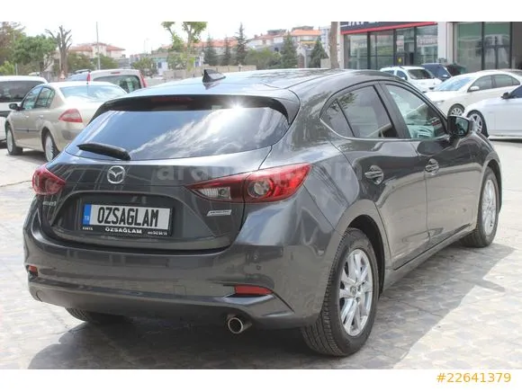 Mazda 3 1.5 SkyActive-D Reflex Image 4