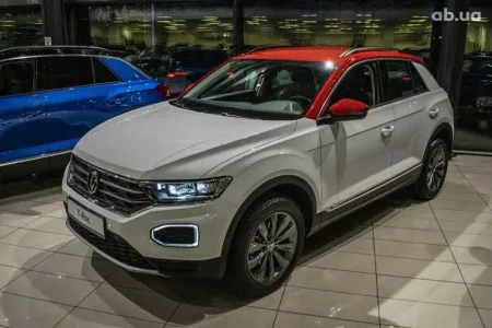 Volkswagen T-Roc 1.5 TSI АТ (150 л.с.)